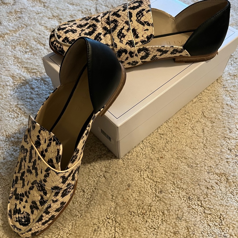 1 State flat shoes like new